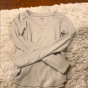 tan Hollister V-neck longsleeve waffle print